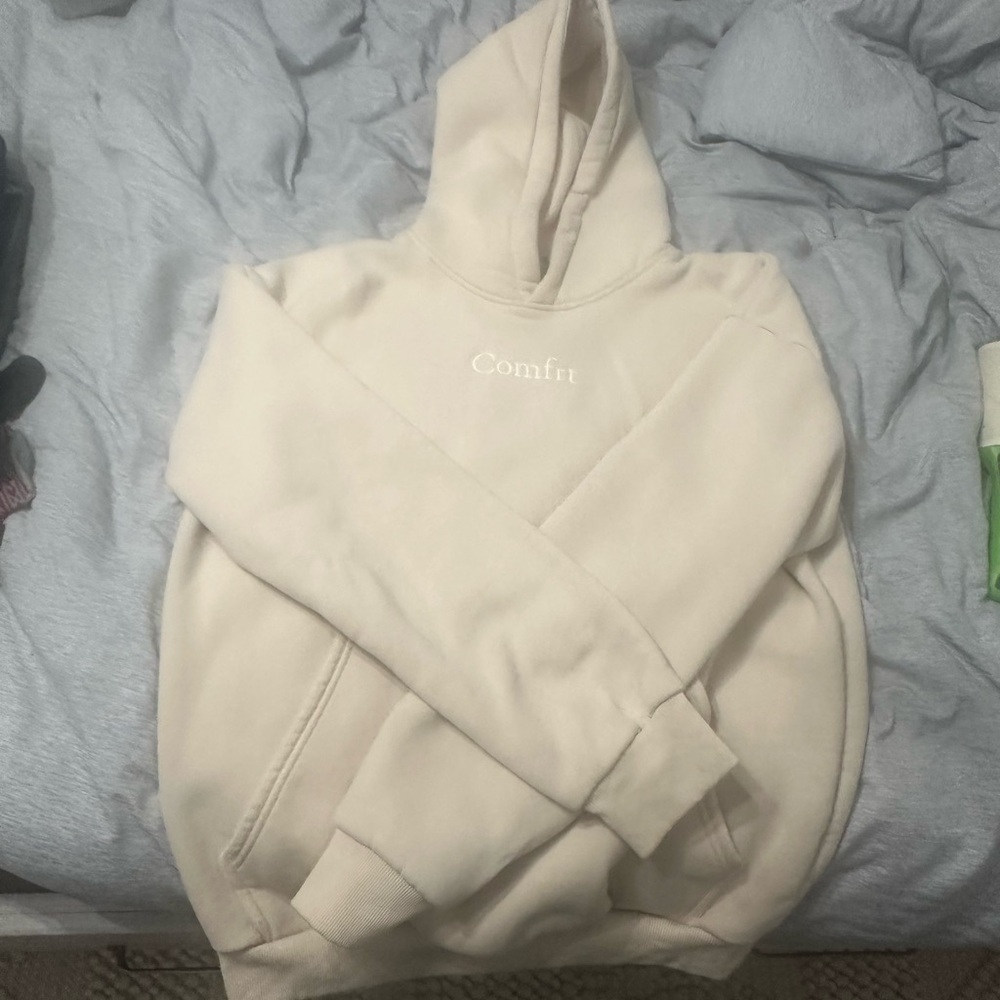 Comfrt Men's Cream Hoodie